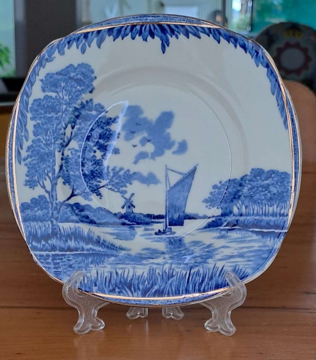 Burleigh Ware Britain Beautiful Plate