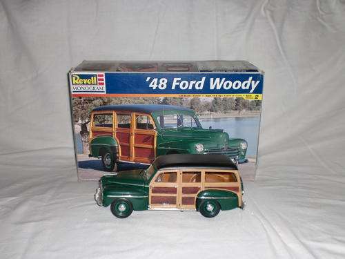 Ford Woody 1948. Revell