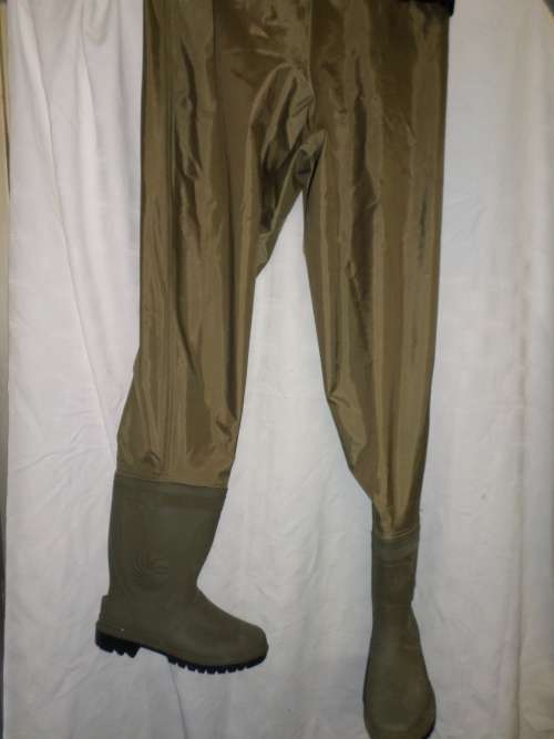 SNOWBEE CHEST WADER SIZE 10