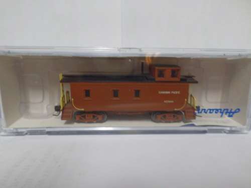 WOODSIDE CABOOSE CANADIAN PACIFIC