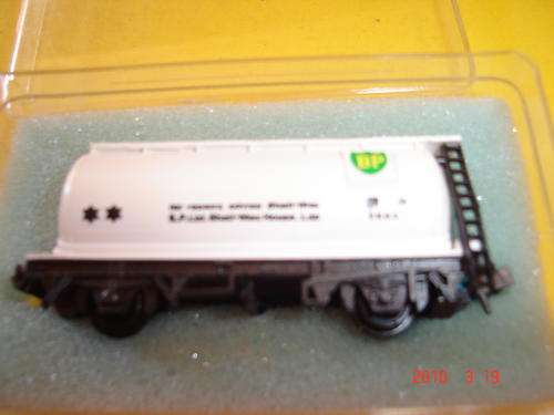 PECO N GAUGE BP TANK WAGON WHITE MINT IN BOX CONDITION.
