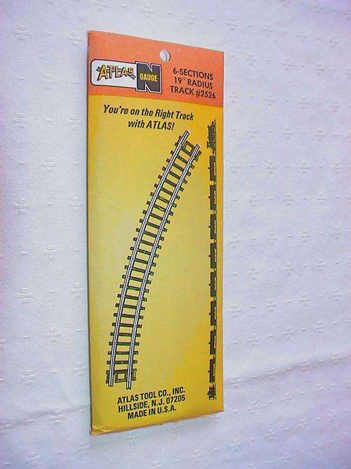 ATLAS N GAUGE 2526 PACKET OF 6  CURVED TRACK 19 INCH RADIUS IN EXCELLENT CONDITION