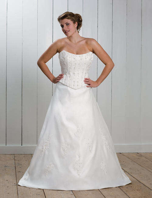 WEDDING DRESS (uow020) - Get veil for free!
