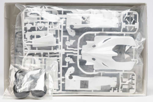 Tamiya Williams BMW FW24 with super detailing parts