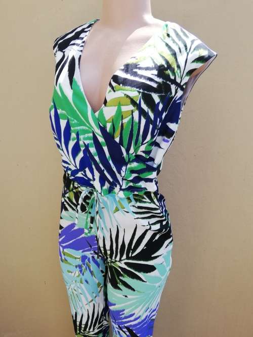 TROPICAL PRINT JUMPSUIT - AVIRATE (MEDIUM)