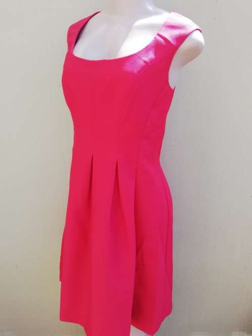 RED FIT & FLARE DRESS - 9 & CO (6)
