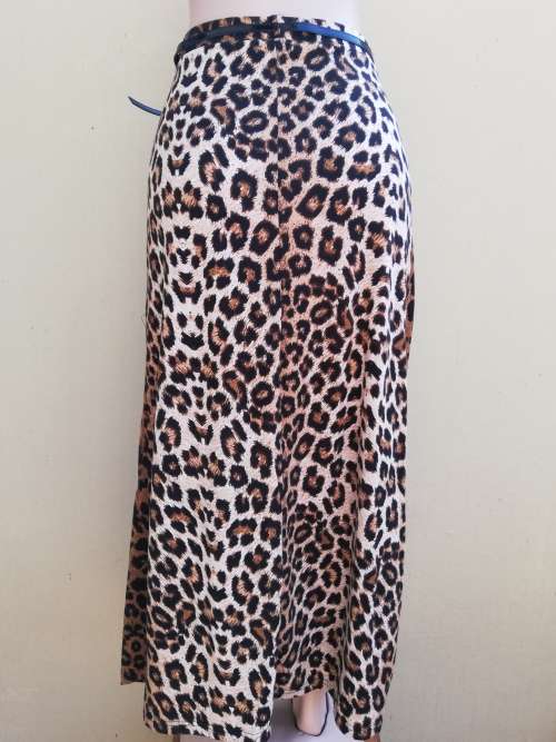 LEOPARD PRINT MAXI SKIRT WITH BELT - BROWN (36)