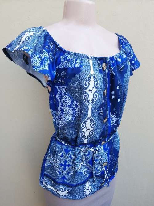 BLUE PAISLEY PRINT TOP (36/12)