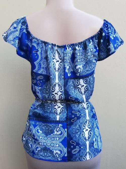 BLUE PAISLEY PRINT TOP (36/12)