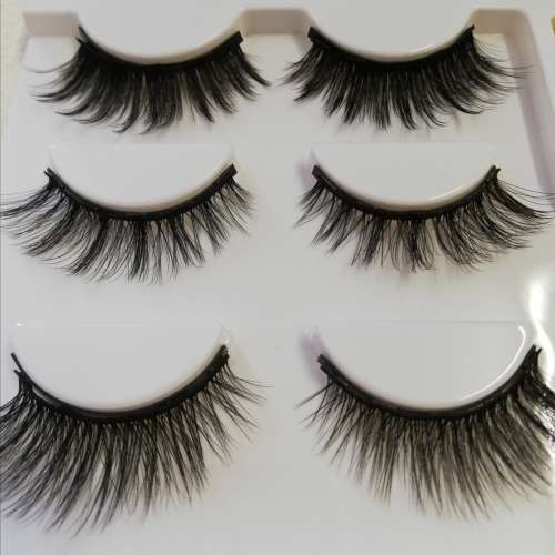 Magnetic Eyelashes With Eyeliner