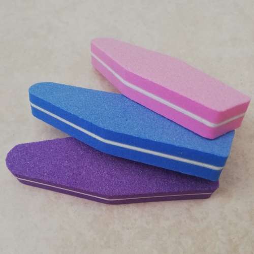 1 x NAIL BUFFER DAIMOND SHAPE (RANDOM COLOR)