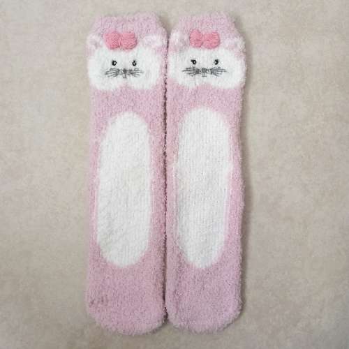 1 PAIR OF SOFT NON SLIP BED SOCKS - PINK KITTY