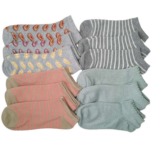 LADIES ANKLE SOCKS - 12 PAIRS MIXED