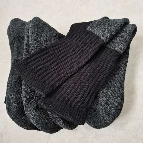 4 PAIRS OF MENS THICK COTTON WINTER SOCKS **AA EXCELLENT QUALITY**