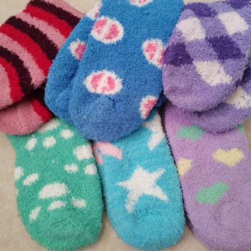 6 PAIRS OF SOFT WARM WINTER SOCKS