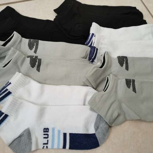 12 PAIRS OF MENS ANKLE SOCKS  *NEW*