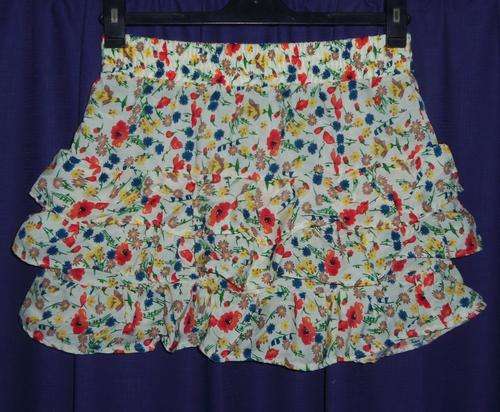 Floral Mini Skirt with Ruffles and Elastic Waistband - Size Large  ** New **