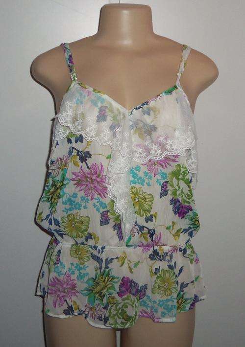 Pretty Floral Top with Adjustable Straps - Size MEDIUM or X-LARGE *** BRAND NEW ***
