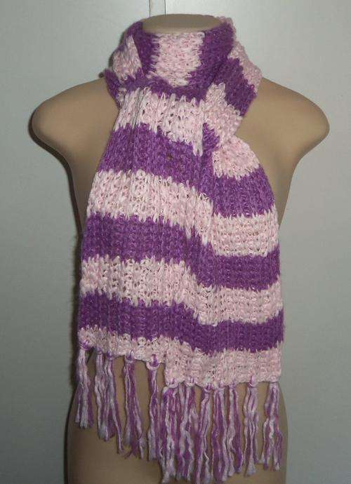 Soft and Warm Lavender Striped Knitted Scarf - Size 196cm ** BRAND NEW **