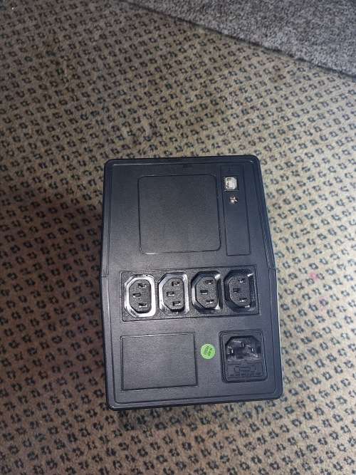 Vertiv Liebert 1000VA online UPS