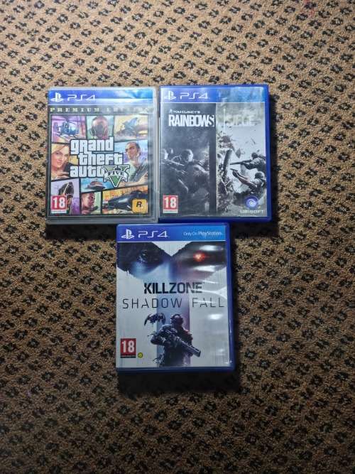 PS4 Game Pack. (see description)