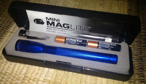Mini Maglite Torch - Blue