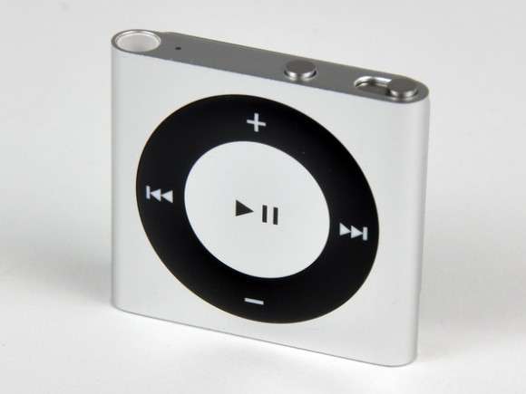 iPod SHUFFLE 2GB - SILVER BRAND NEW IN BOX