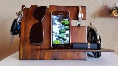Wooden Docking Station for Cell Phone or Tablet