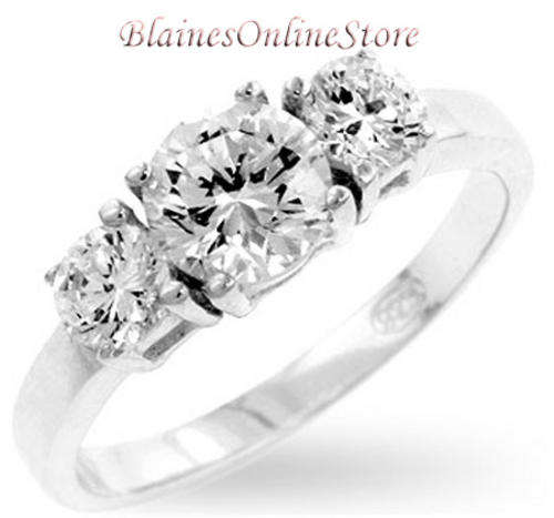 STUNNING 2.80CTW THREE STONE ENGAGEMENT RING!
