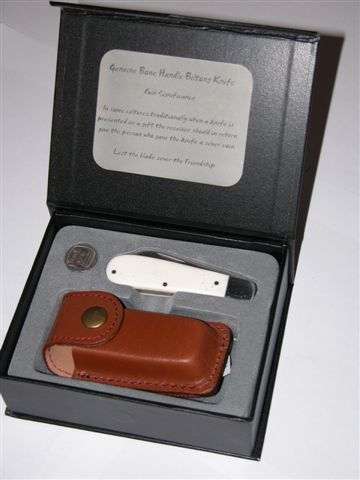 Tekut knives. Real bone handle biltong knife with leather pouch