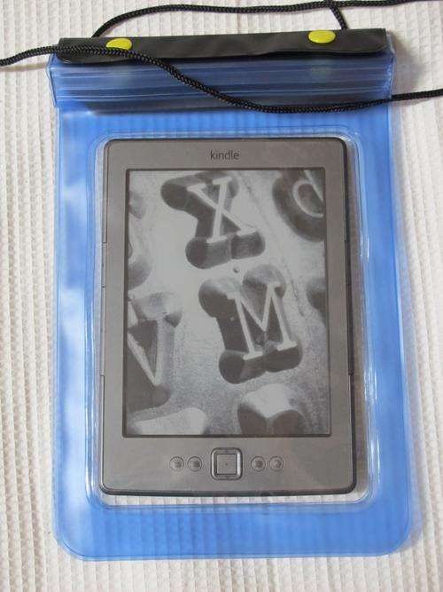 KINDLE 3 & 4 Waterproof cover!! BRAND NEW