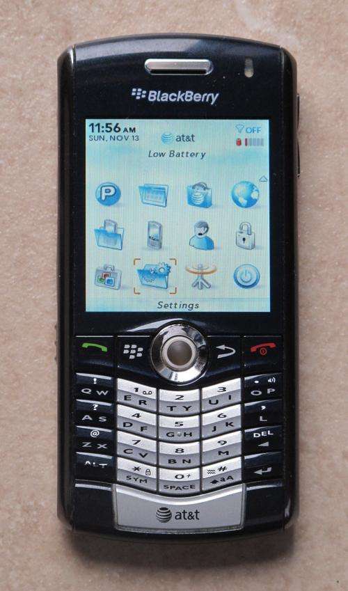 EXCELLENT CONDITION!!Genuine Blackberry PEARL 8120 Unlocked**100% working ** IN STOCK,, BBM, BIS