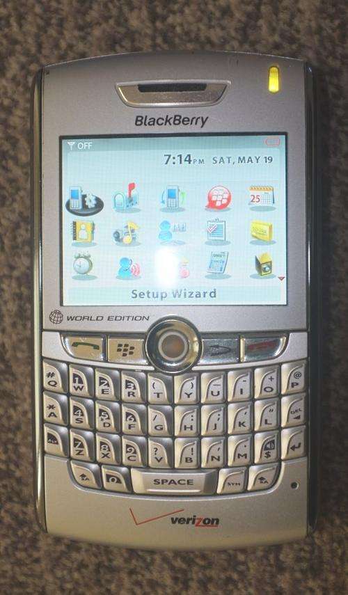Genuine! BLACKBERRY 8830  BBM AND EMAIL ETC. EXCELLENT CONDITION!!