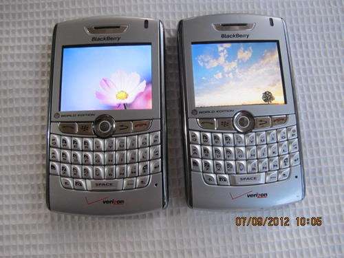 EXCELLENT!TWO BLACKBERRYS! !!!2 x Genuine Blackberry 8830*100% working ** IN STOCK, 24 hour shipping