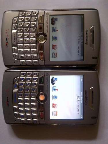 EXCELLENT!TWO BLACKBERRYS! !!!2 x Genuine Blackberry 8830*100% working ** IN STOCK, 24 hour shipping