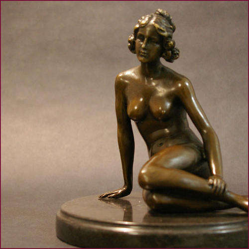 FEMININE ART NOUVEAU 1900 BRONZE SCULPTURE