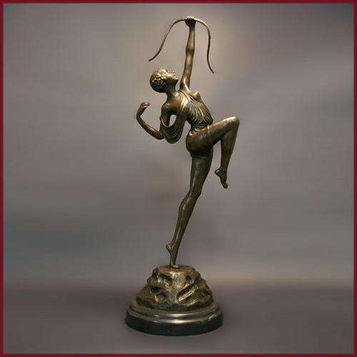 ICONIC ART DECO1920 BRONZE SCULPTURE Signed.