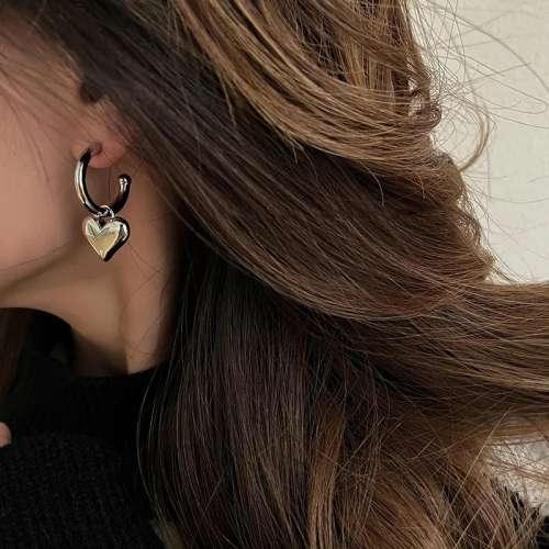 925 Silver Hanging Heart Earrings