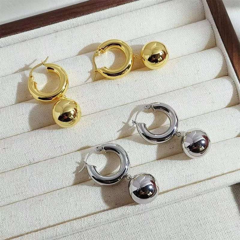 925 Silver Pretty Women Ball Earrings