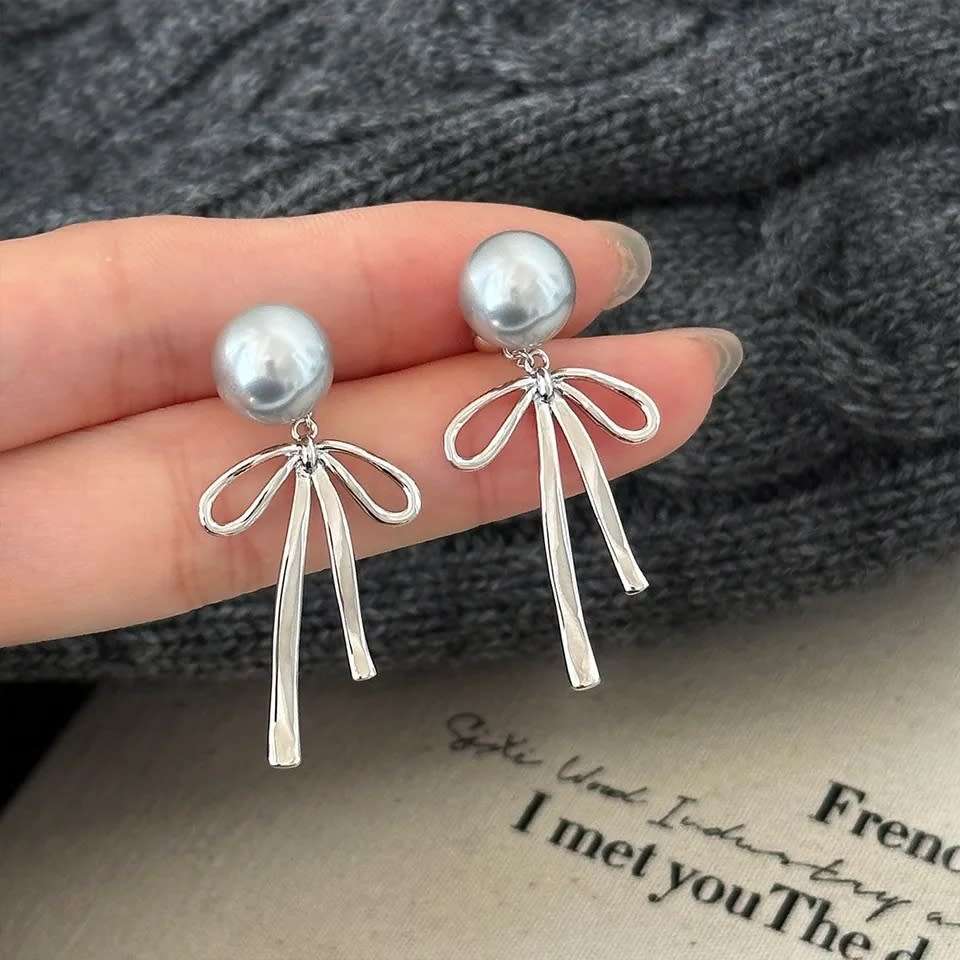 925 Silver Grey Pearl and Bow Earrings