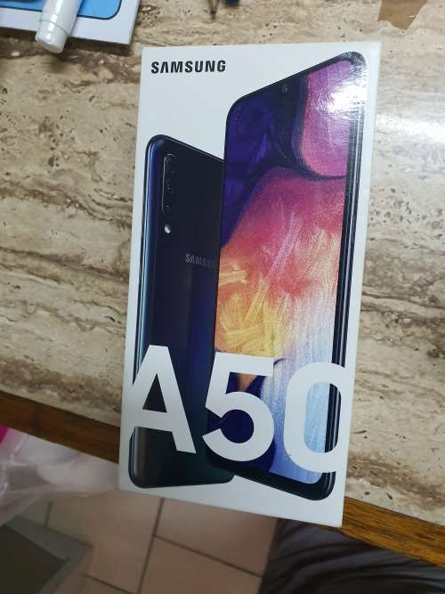 SAMSUNG GALAXY A50 128GB BLACK *BRAND NEW CONDITION* CRAZY WEDNESDAY*