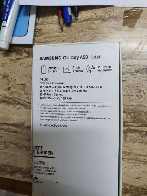 SAMSUNG GALAXY A50 128GB BLACK *BRAND NEW CONDITION* CRAZY WEDNESDAY*