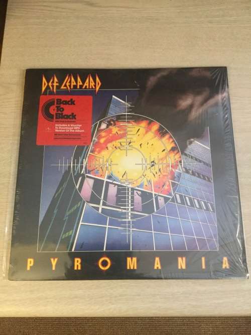 Def Leppard- Pyromania vinyl ( NM / NM )