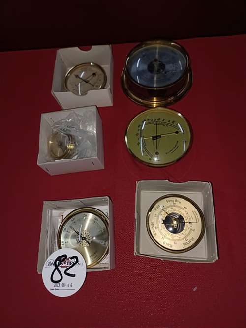 6 vintage Barometers wind pressure instruments  ship/yacht