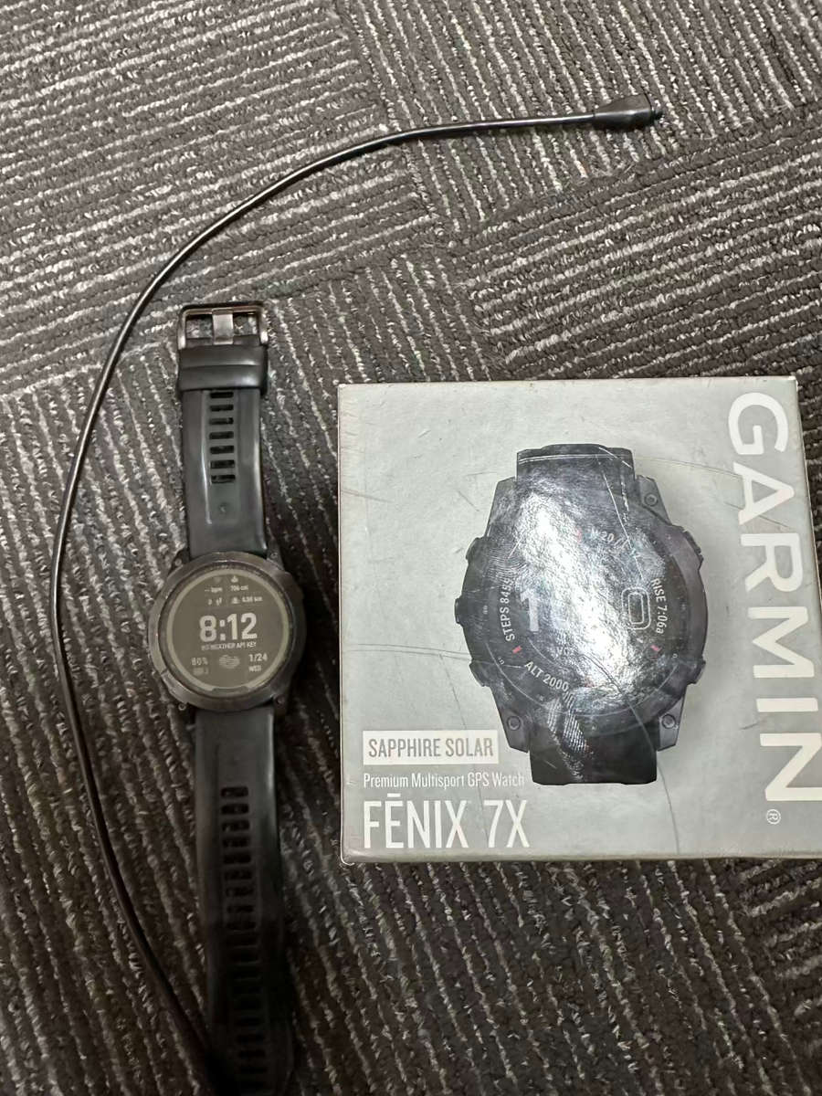 Garmin Fenix 7X Sapphire Solar - Black DLC Titanium with Black Band