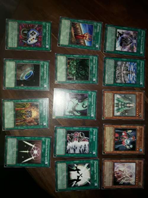 Yu Gi Oh Spellcaster's Command structure deck