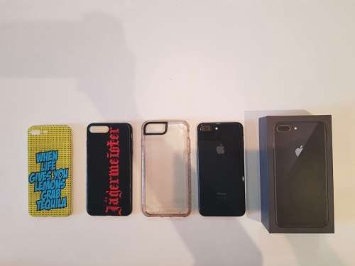 iPhone 8 Plus 256GB WITH EXTRAS