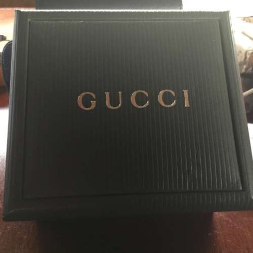 Genuine Swiss Gucci 6100L ladies Designer Collectors Watch Box and Warranty . Never Used R14500