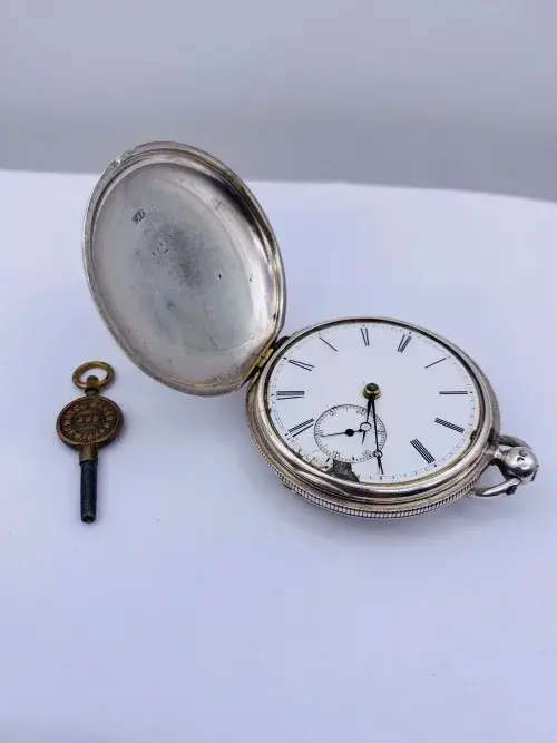 Magnificient Solid Silver Swiss Pocketwatch with Key Rare Valuable Collectors very Heavy