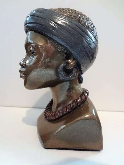 Very Valuable numbered  Sculpture CASPER DARARE (SA 1952 - 2001)   `NGWANYANA`   SOTHO GIRL